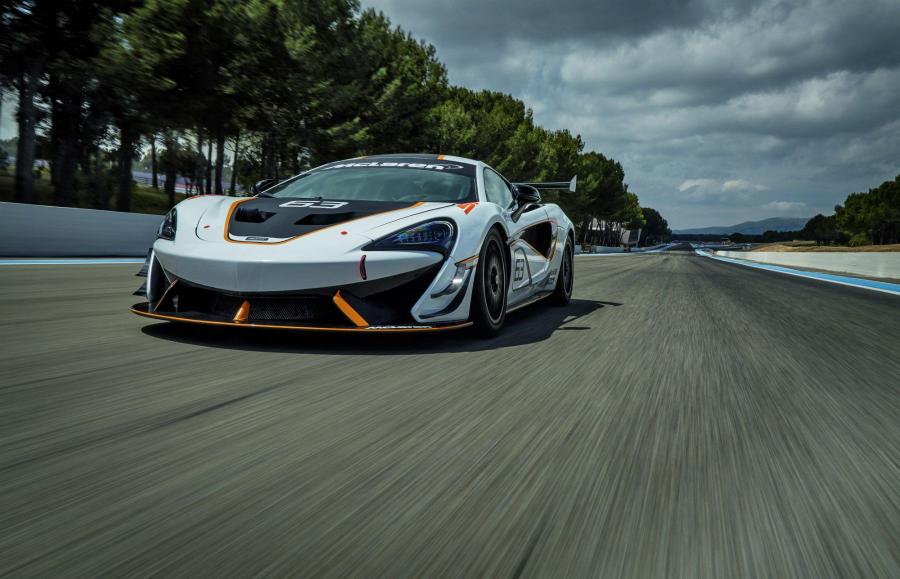  McLaren 570S Sprint 2016 года  (фото 2 из 6)